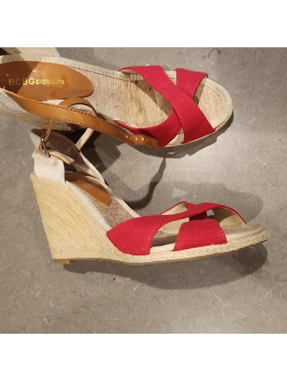 New BCBGeneration Vanessa Espadrille Wedge Heel Sandals Red Canvas  8.5